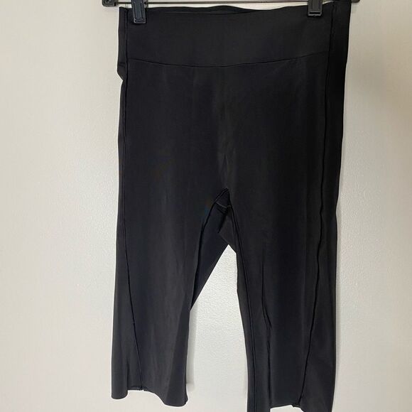 Reebok X Victoria Beckham Capri Pants - Picture 3 of 4